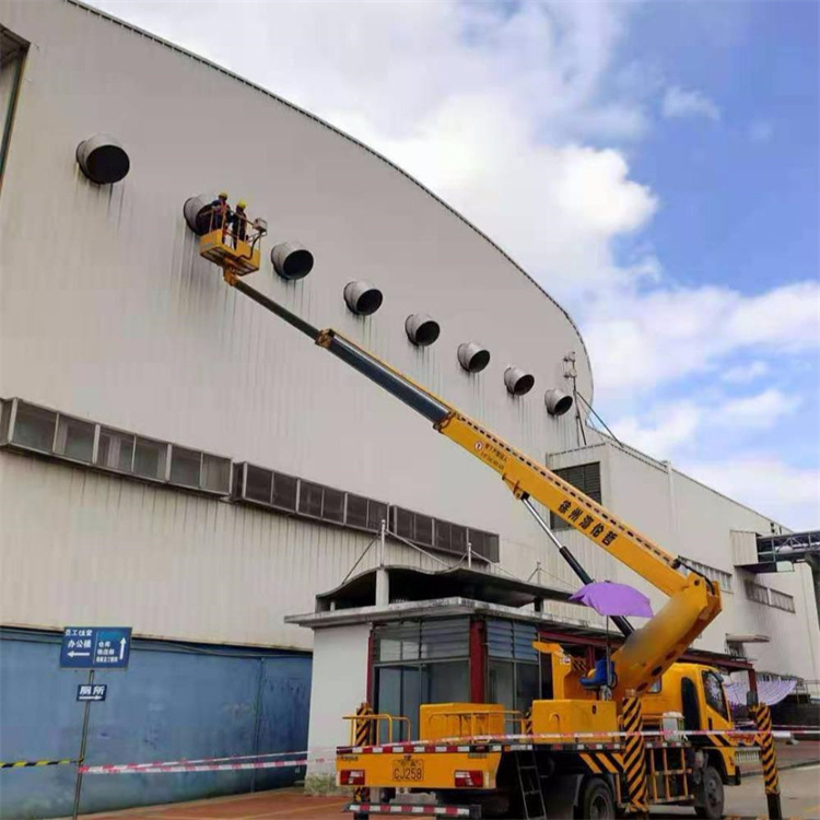 青松乡高空作业车出租服务：专业广告牌安装解决方案