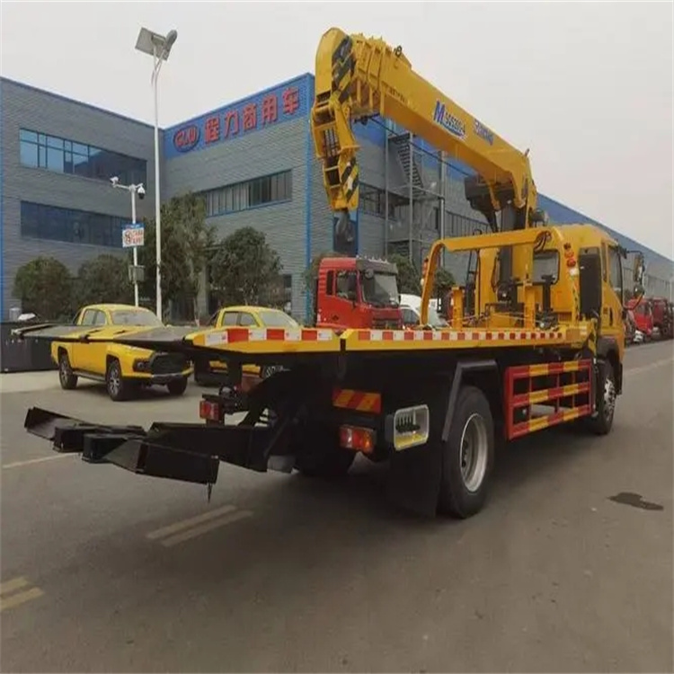 青松乡附近小随车吊出租电话，轻松解决搬运烦恼