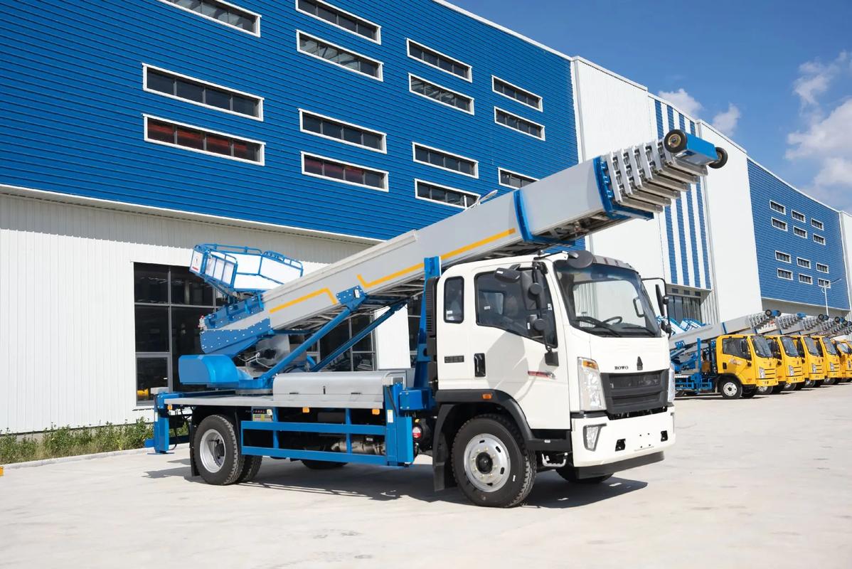 青松乡出租云梯车高空作业车 建筑垃圾搬运